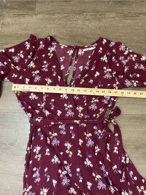 Mi Ami Long Sleeve Floral Mini Dress Size M Maroon Surplice Tie Waist Boho Chic thumbnail 13