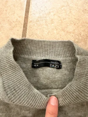 Gray Oversized Sweater Size M thumbnail 3