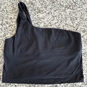 LULULEMON Ribbed Nulu Asymmetrical Yoga Tank Top in Black Sz. 10 thumbnail 7