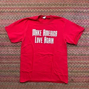 MAKE AMERICA LOVE AGAIN TEE Red Size M thumbnail 1