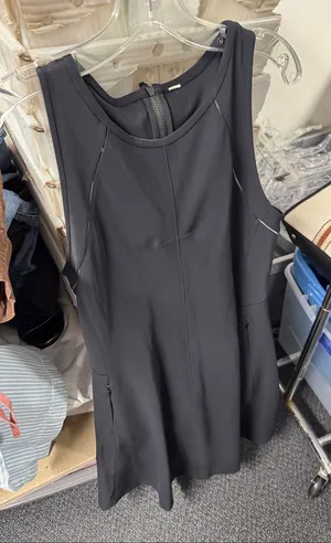 Lululemon dress size 10 // 082230 thumbnail 1