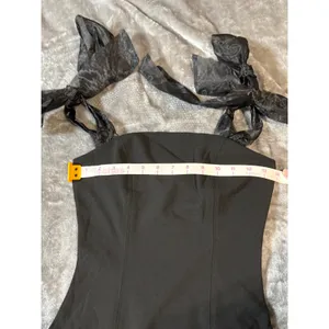NWT Lulus Size Medium‎ Black Tie Strap Bodysuit Women Top Chic Classic Stretch thumbnail 5