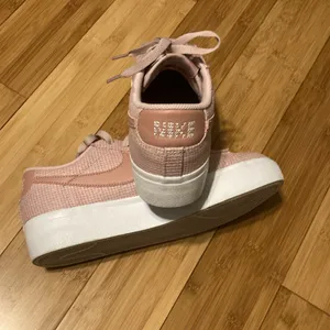 Nike Blazer Low Platform ESS Pink Oxford Summit/Rose Whisper Women’s Size 10 thumbnail 5