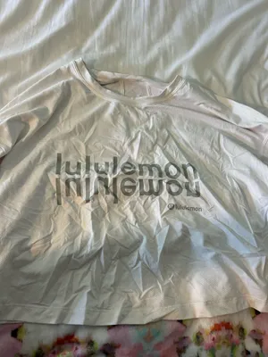 Lululemon Long Sleeve thumbnail 1