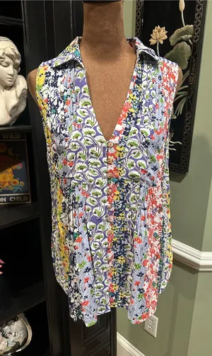 Maeve by Anthropologie Floral Sleeveless Button‑Down Blouse – Size XS thumbnail 1