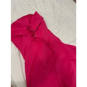 Source Unknown Strapless Fuchsia Ruffle-Detail Evening Gown thumbnail 5
