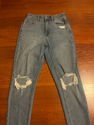 American Eagle Mom Jeans thumbnail 1