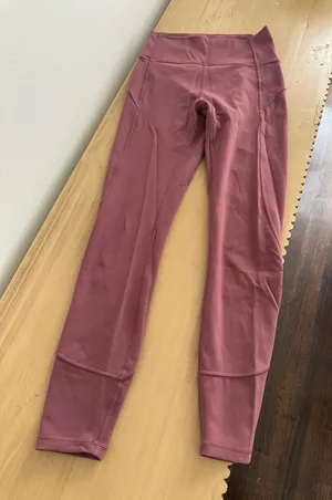 Lululemon In Movement Tight 25" *Everlux Figue 4 thumbnail 1
