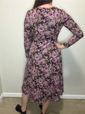 Pact Fit & Flare Wrap Dress Medium Berry Jam Floral Organic Cotton thumbnail 2