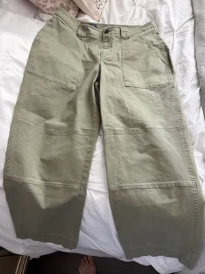 Brooks Brothers Women’s Cargo Cropped Wide Leg Pants in Khaki Green Size 8 thumbnail 10