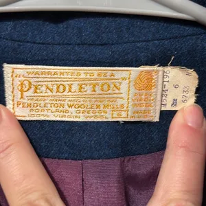 Pendleton vintage Navy 100% virgin wool made in the USA blazer size 6 thumbnail 3