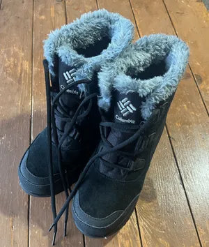 Columbia Ice Maiden Shorty Winter Boots thumbnail 1