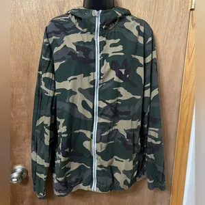 Denim and Flower Lightweight Camo Jacket thumbnail 15