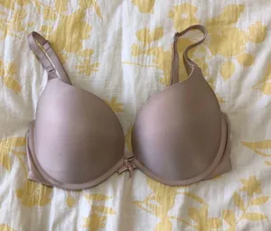 Victoria’s Secret Nude Push-Up Bra thumbnail 1