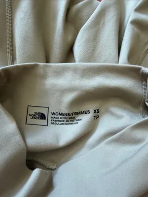 The North Face Women's High-Waist Bike Shorts in Taupe thumbnail 9