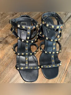 Shu Shop Women’s Black Gold Studded Block Heel Sandals Heels size 8.5 thumbnail 10