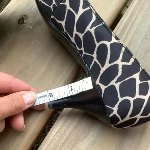 Bandolino Pretty open toe pumps 🤎🤍🤎 thumbnail 10