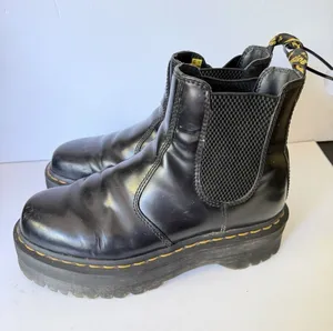 Dr. Martens 2976 Quad Platform Chelsea Women's Boot - Black, Size 6 C-5 thumbnail 1
