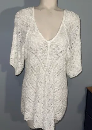 Dress Barn cream crotched lightweight v-neck top sweater woman’s Large EUC thumbnail 1