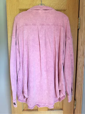 BiBi Pink Button Down Shacket Jacket Size XL
Oversized Tunic Slouchy Cozy NWT thumbnail 3