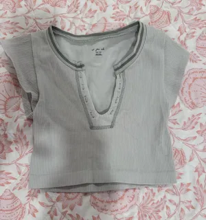 Urban Outfitters Top thumbnail 1