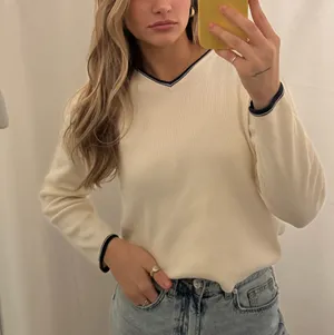 Vintage Gap Long Sleeve Shirt thumbnail 1