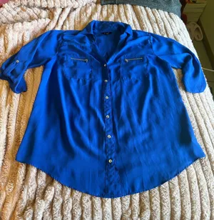 Women’s Royal Blue Button thumbnail 1