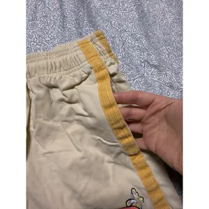 Champion tan pull on shorts side stripe logo floral size medium drawstring thumbnail 3