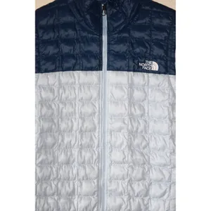 The North Face ThermoBall Eco Puffer Vest Womens M Blue Excellent Quilted Zip thumbnail 2