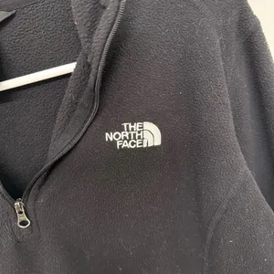 The North Face Black Quarter-Zip Fleece thumbnail 2