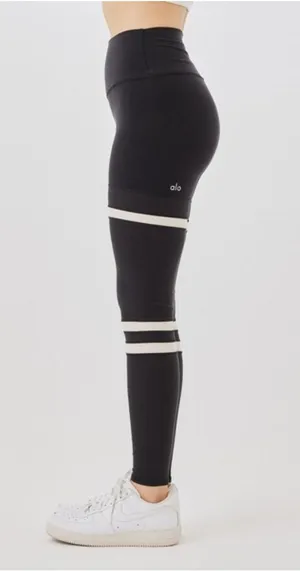 Alo Yoga High-Waist Legit Legging In Black Zize XS thumbnail 2