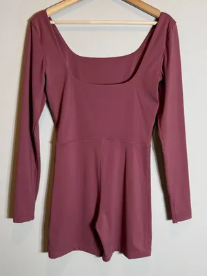 Set Active Sportbody Long Sleeve Shortysuit Romper Women's Medium Canyon Red Gym thumbnail 9