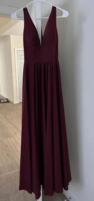 Burgundy long formal dress thumbnail 3