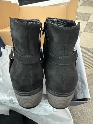White Mountain Women's Ankle Boot Size 9 Black Faux Suede Easy zip-up closure thumbnail 5