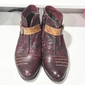 L’Artiste WOMEN’S GEORGIANA HANDPAINTED ANKLE BOOTS Red Buckle Size 39/9 thumbnail 2