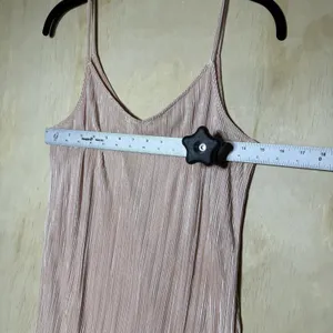 Aeropostale Pink Pleated Slip Dress Women's Medium Satin Shimmer Cami Midi Dress thumbnail 4
