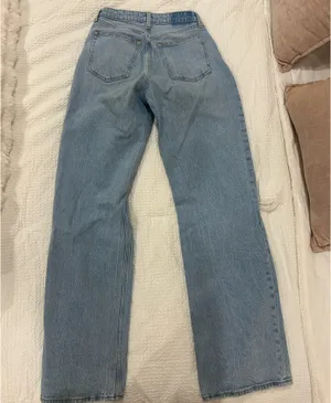 Abercrombie Curve Love High-Rise Straight thumbnail 4