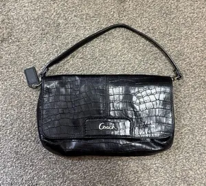 Cute Coach Black Lizard Print Leather Large Wristlet Purse thumbnail 1