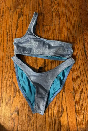 Triangl Bikini Set thumbnail 1