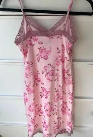 dress thumbnail 2