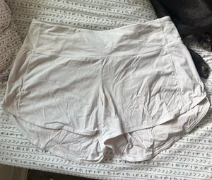 Lululemon Shorts thumbnail 1