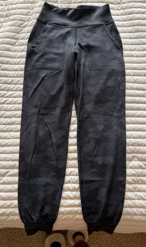 Lululemon Align Camo Jogger  thumbnail 1
