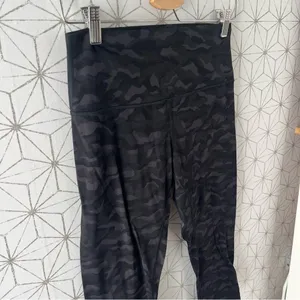 Lululemon Align Crop *21" Sequoia Camo Print Deep Coal Black thumbnail 6