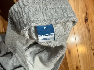 Old Navy Comfortable sweatshorts thumbnail 3