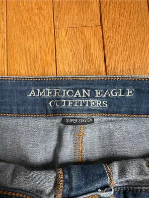 American Eagle Hi Rise Shortie Distressed Stretch Womens Jean Denim 14 Blue thumbnail 2