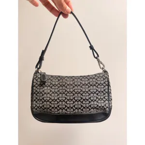 Coach Y2K Signature Demi Pouch Bag Black Grey‎ Jacquard Canvas 6622 Vintage thumbnail 4