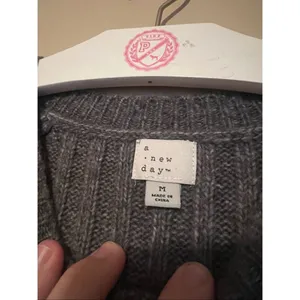 A New Day Grey Woman’s Sweater Size Medium thumbnail 4