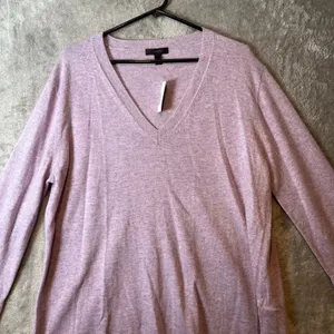 J.Crew Lavender Purple V-Neck Sweater With Shirt Cuffs Wool Blend Size Large New thumbnail 2