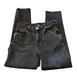 AMERICAN EAGLE Mom Jean in black size 4 regular thumbnail 1