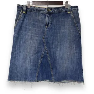 Banana Republic Y2K Medium Wash Denim Raw Hem &‎ Distressed Jean Skirt Size 10 thumbnail 1